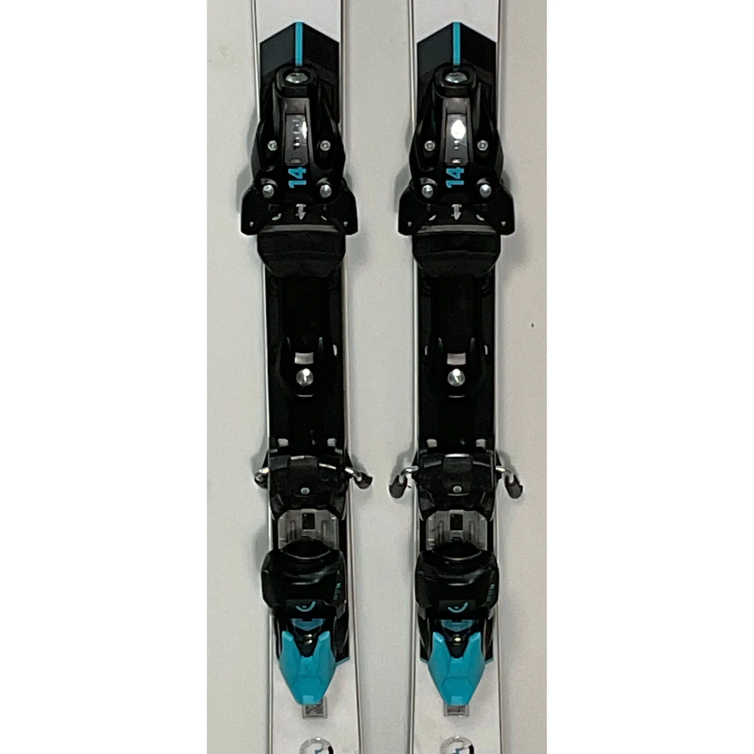 2025 Head WC Rebel e-SL 156cm Skis w/ FreeFlex 14 Bindings