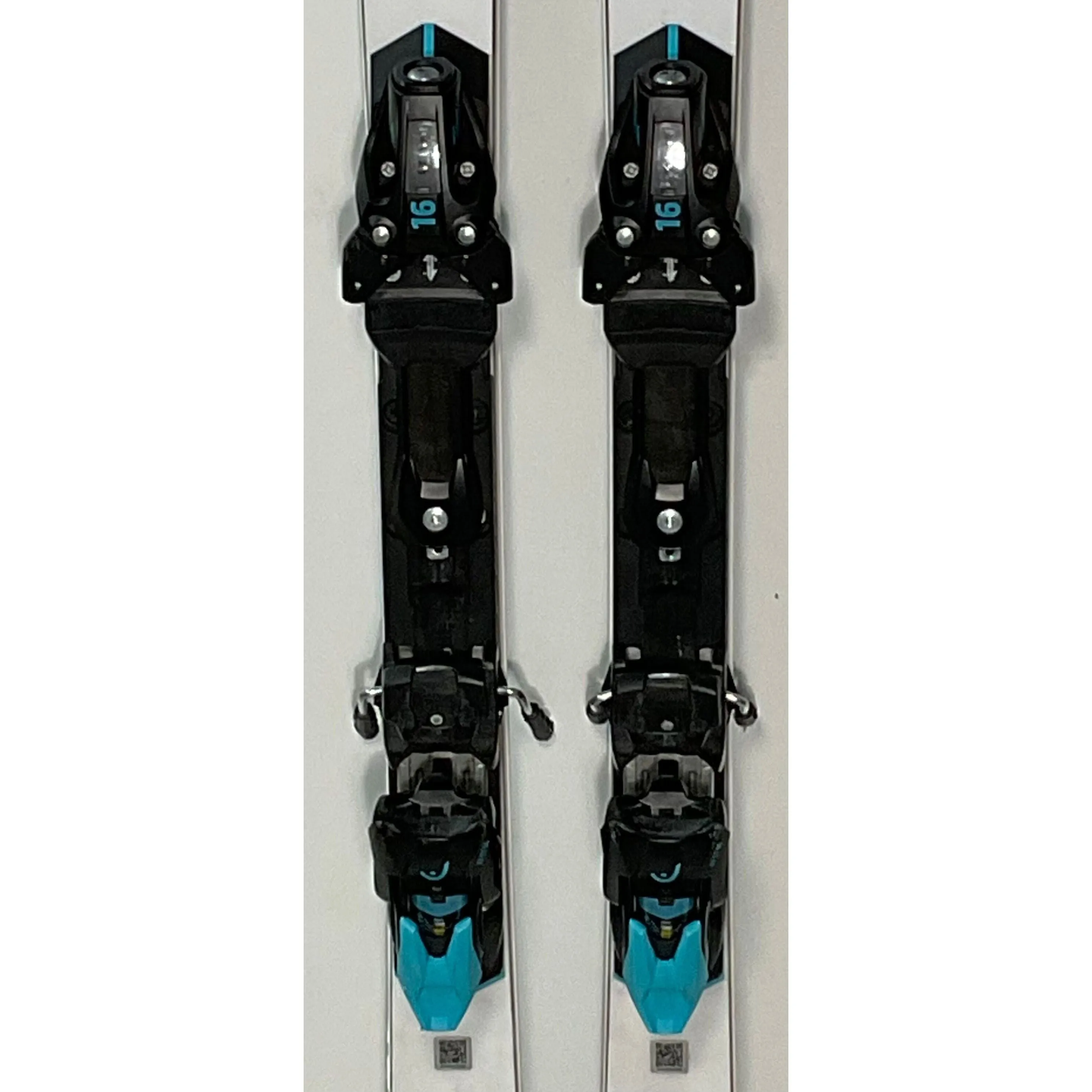 2025 Head WC Rebel e-SL 165cm Skis w/ FreeFlex 16 Bindings