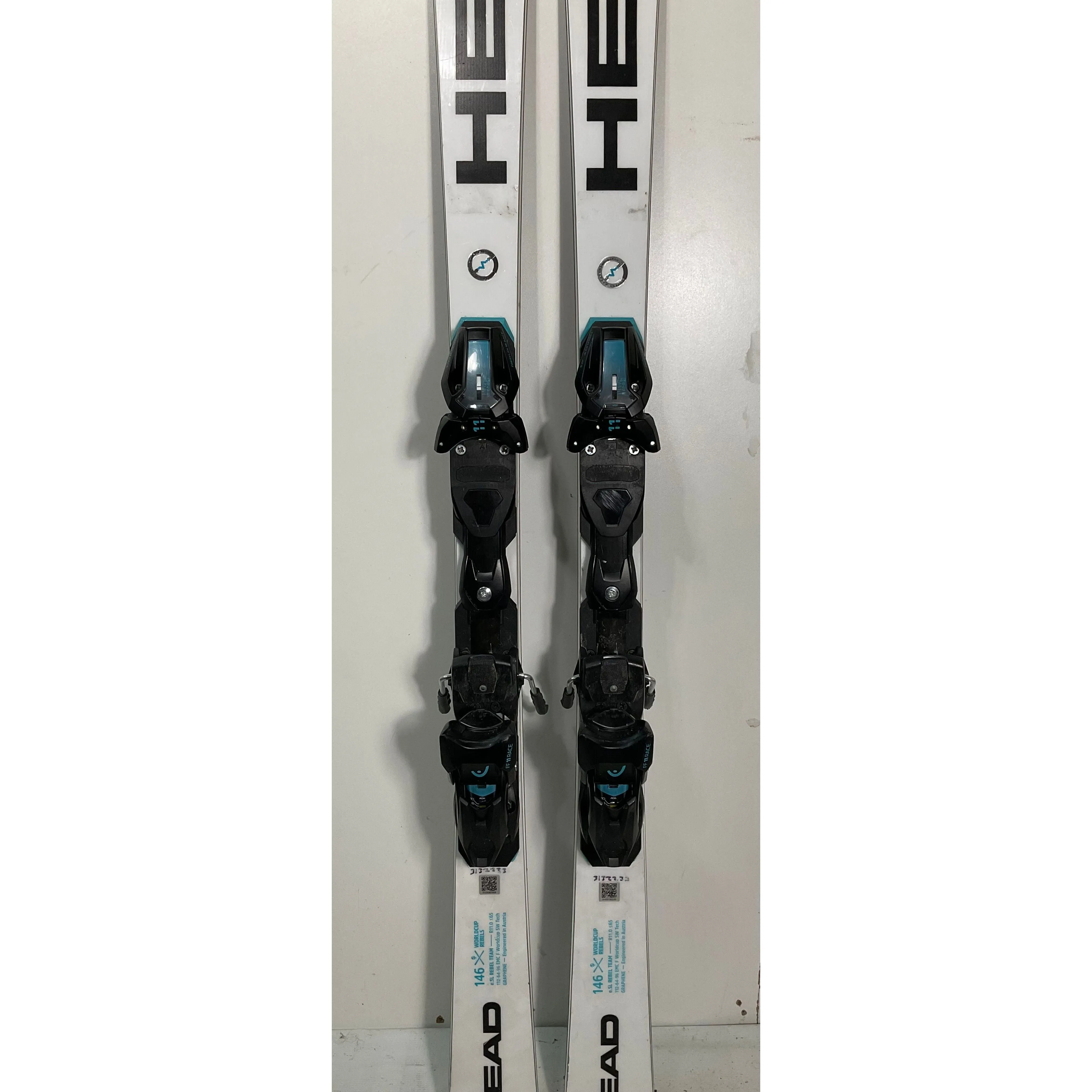 2025 Head WC Rebel e.SL Team 146cm Jr Skis w/ FreeFlex 11 Bindings