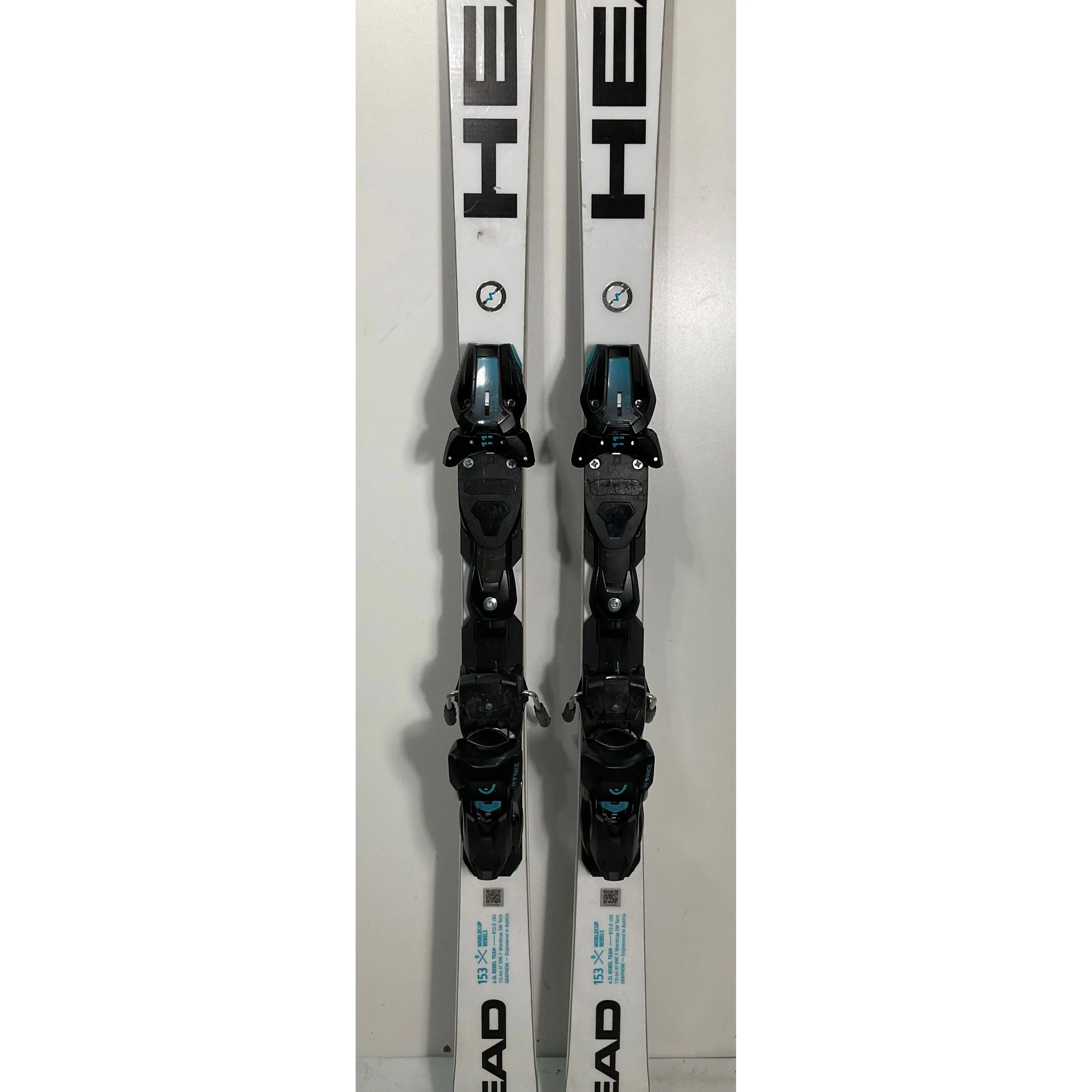 2025 Head WC Rebel e.SL Team 153cm Jr Skis w/ FreeFlex 11 Bindings