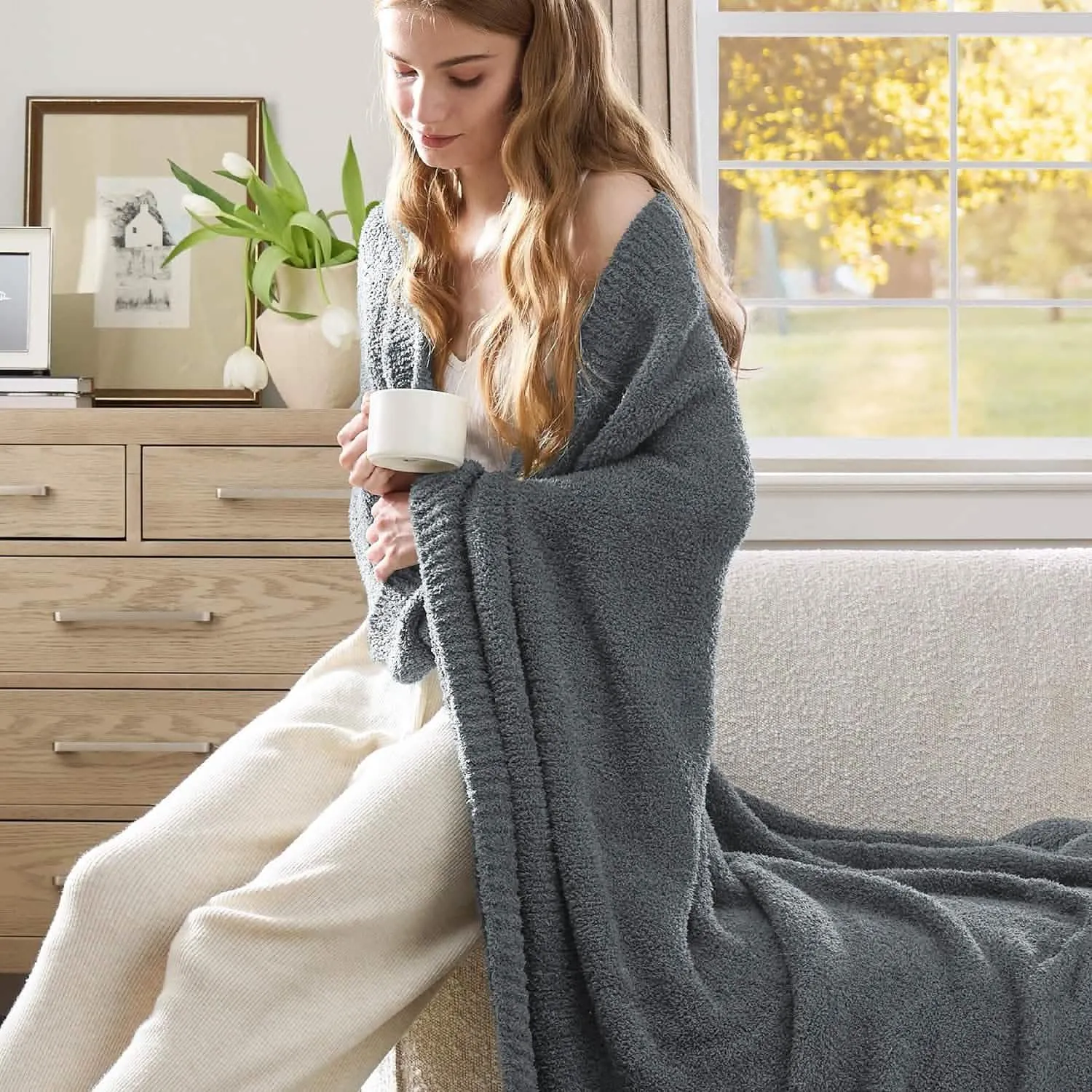 Bedsure Fluffy Fuzzy Plush Knit Throw Blanket