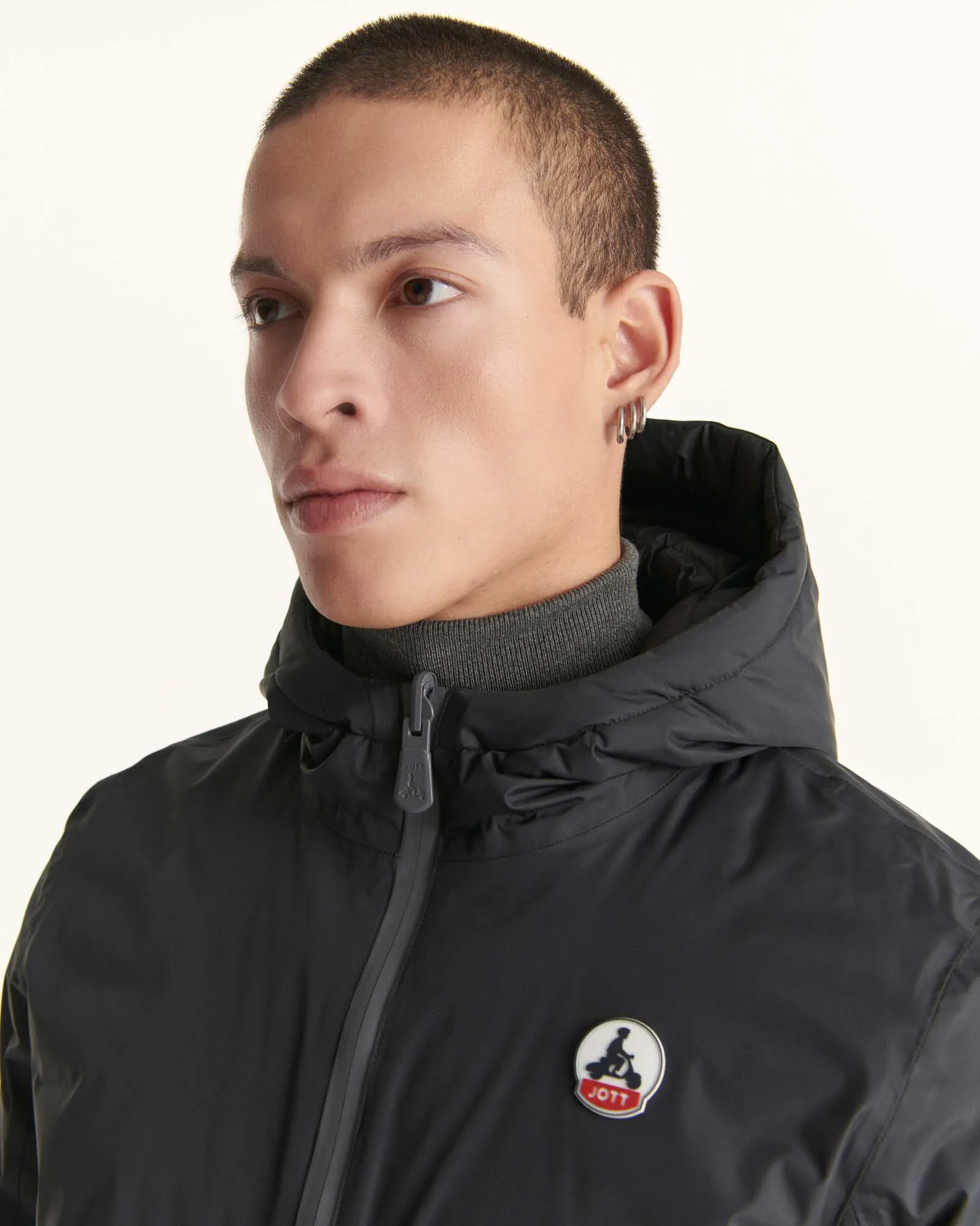 Black Reversible hooded puffer jacket Bergen