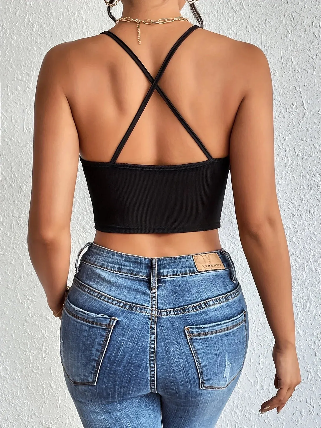 Chic Halter Neck Crop Top-Backless & Criss Cross Detail for Summer Crop Top