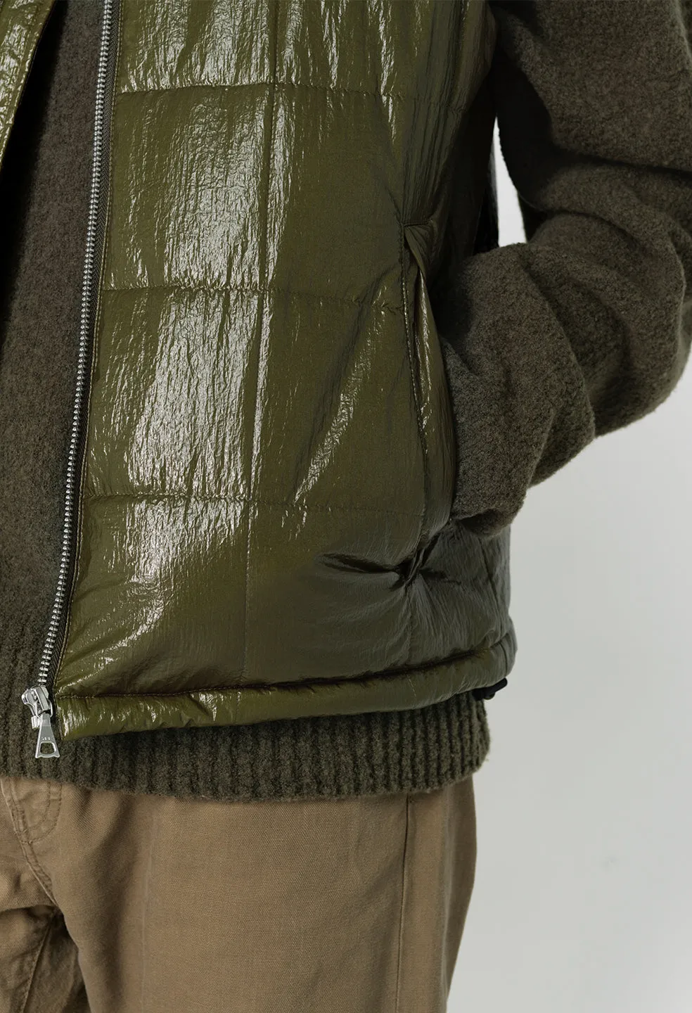 Coated Nylon Puffer Vest  / Olive