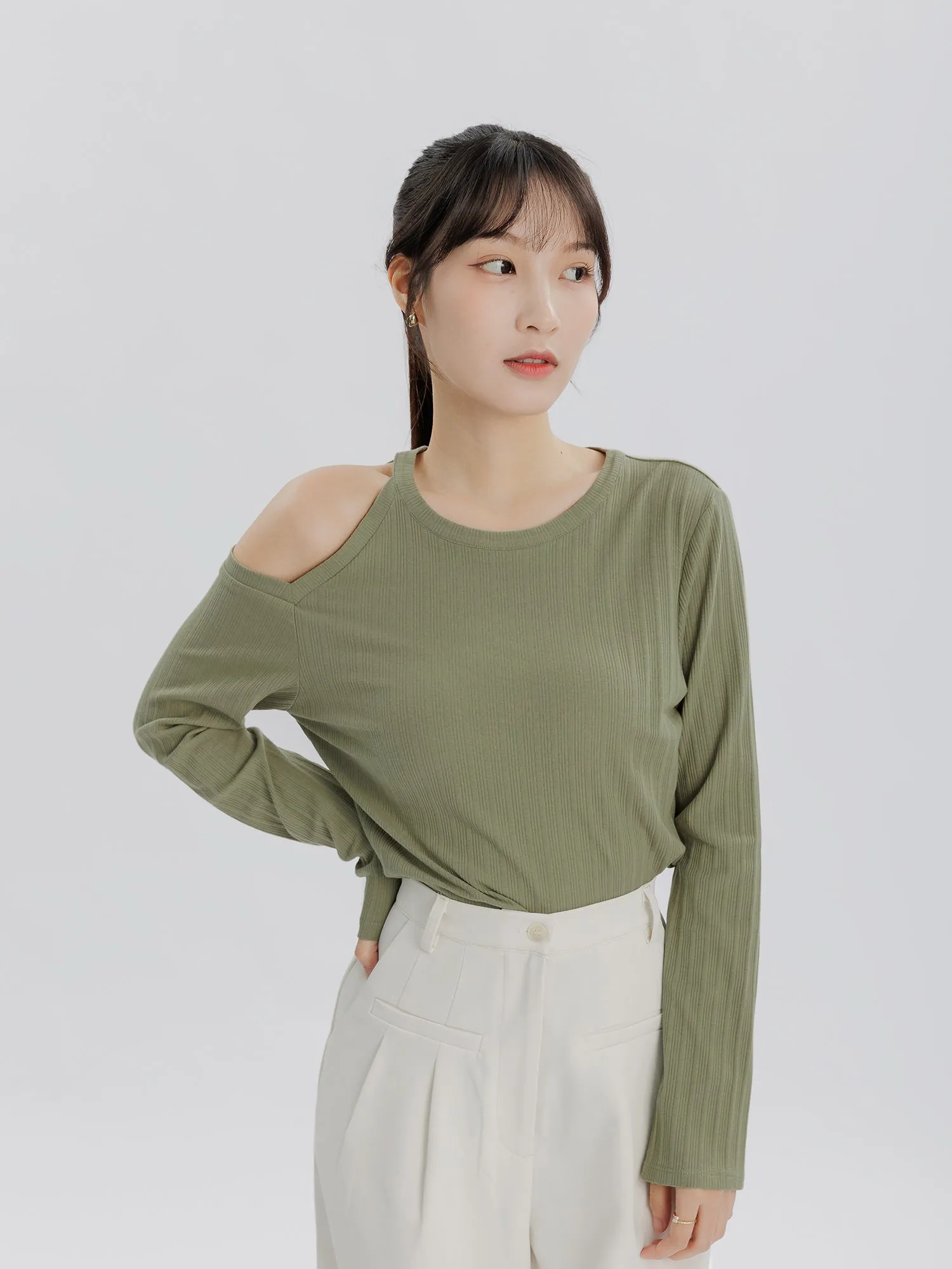 Echo Cold Shoulder Knit Top