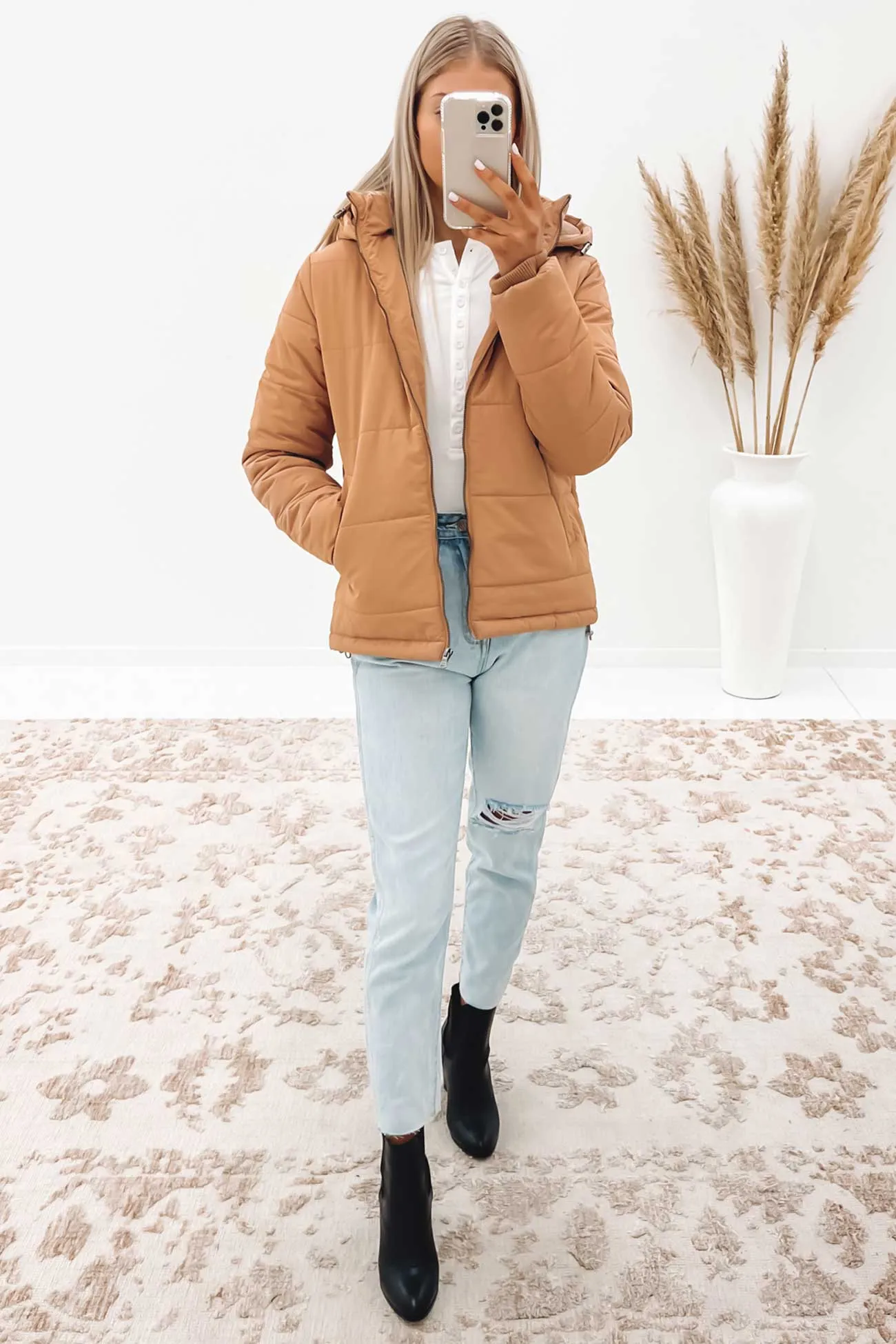 Essentials Puffer Jacket Tan