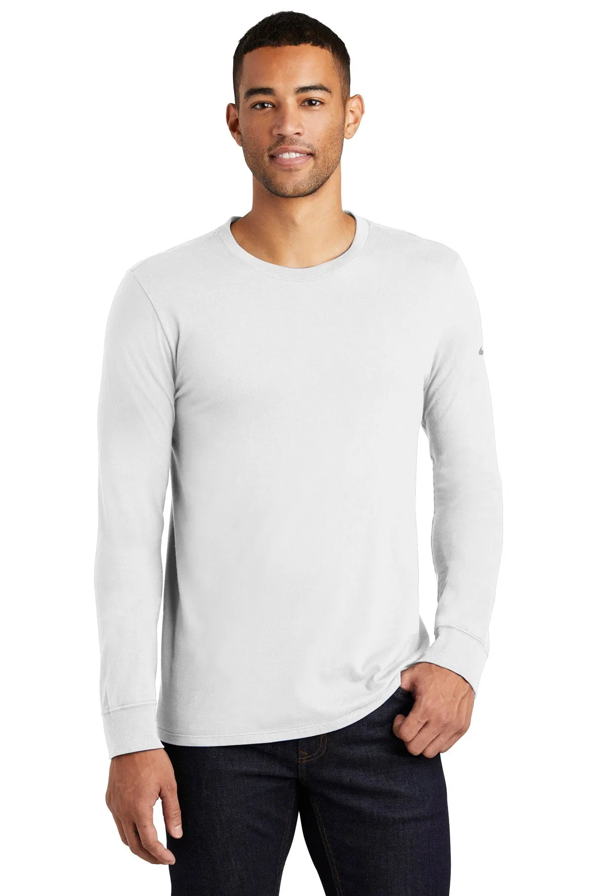 Nike Core Cotton Long Sleeve Tee. NKBQ5232