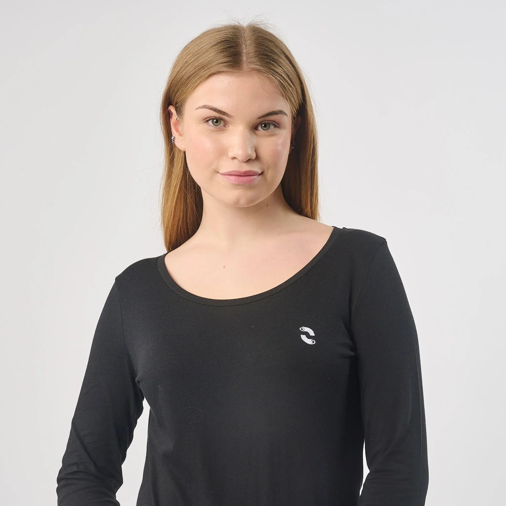 Omnitau Women's Organic Cotton Long Sleeve T-Shirt - Black